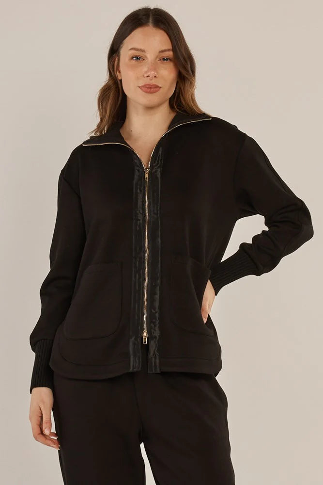 Sabina Sweatshirt By Betty Basics - Black