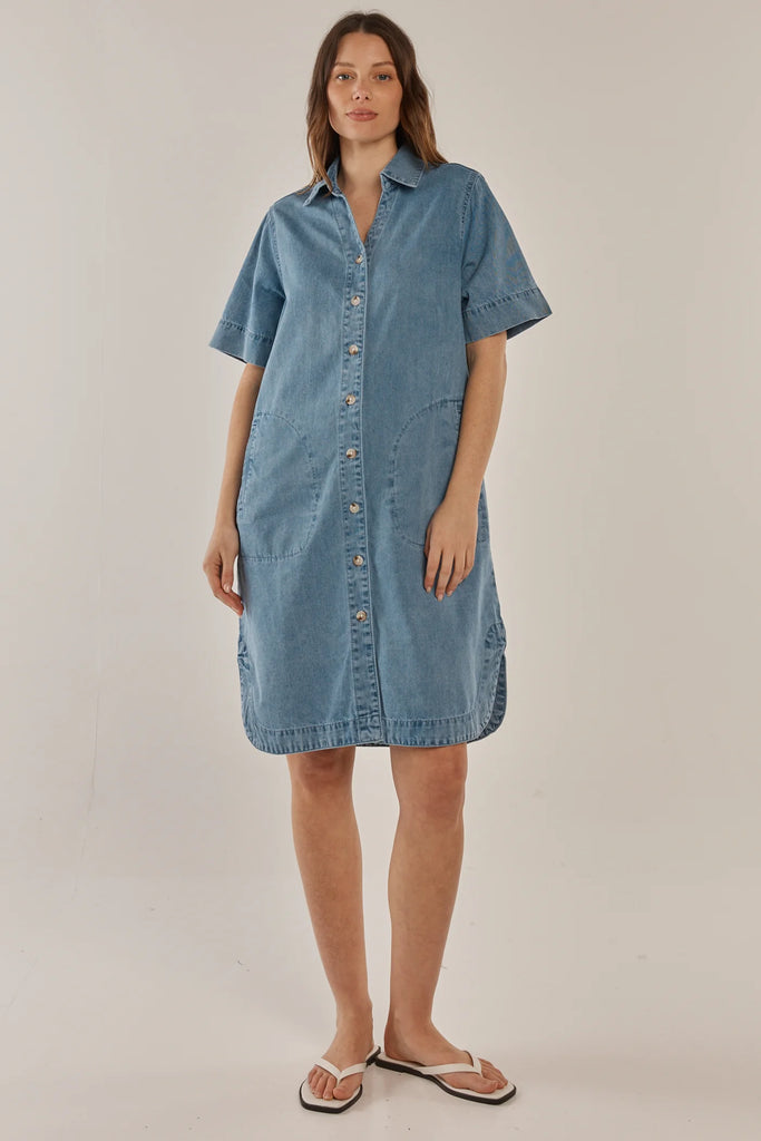 Dawson Denim Dress By Betty Basics - Medium Wash