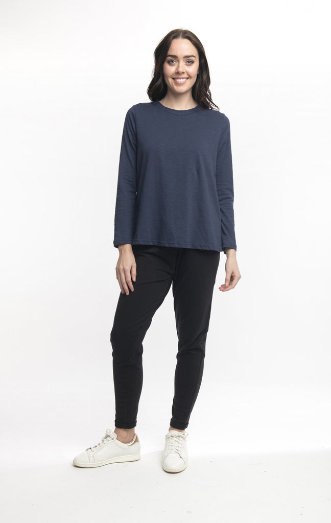 Essential Crew Neck Knit T-Shirt By Orientique - Navy