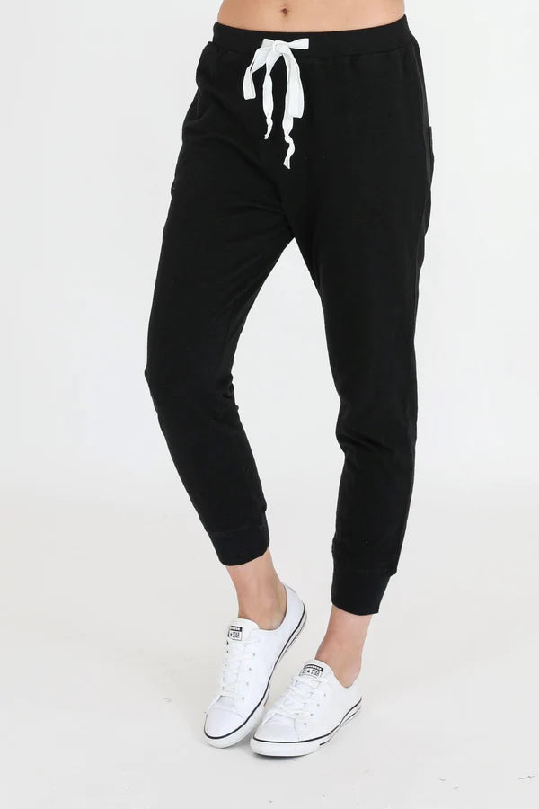 Brooklyn Joggers By 3rd Story - Black