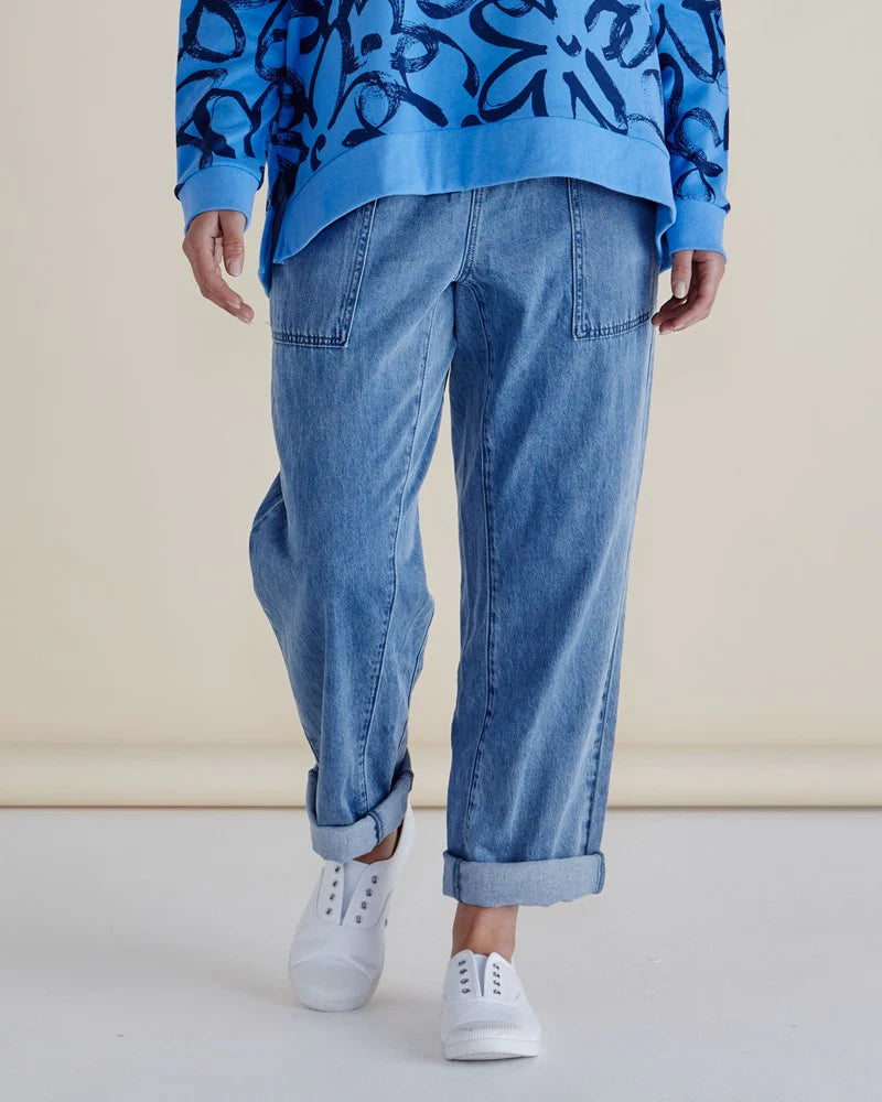 Quinn Cotton Jogger By Betty Basics - Light Blue Wash