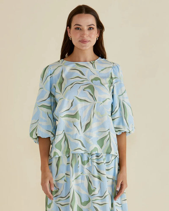 Belize Blouse By Betty Basics - Garden Print
