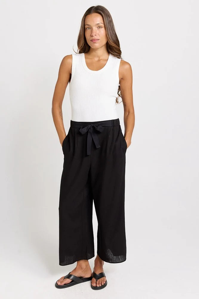 Bella Wide Leg Crop Pants By Betty Basics - Black