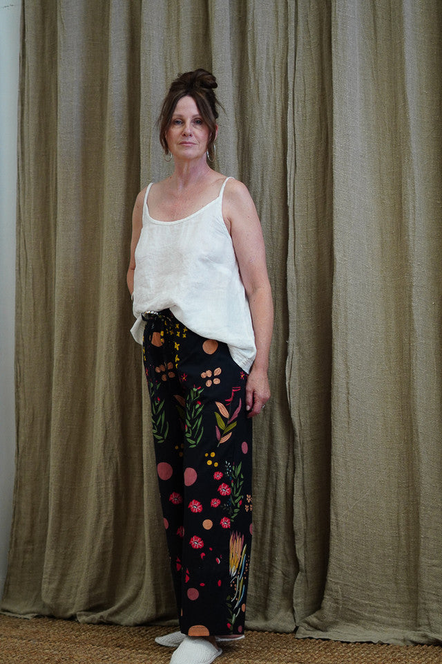 Protea Print Lounge Pants By Linens Unlimited - Black
