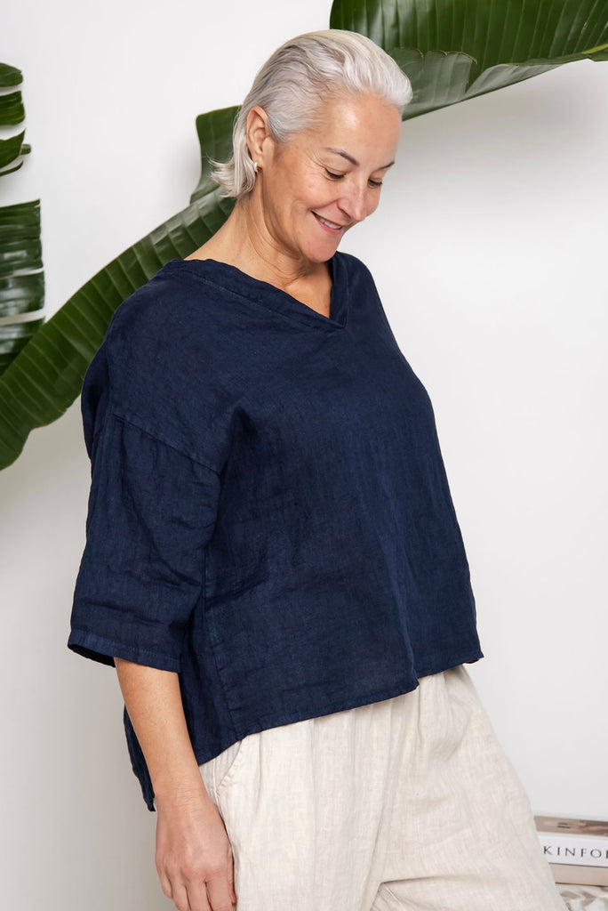 Bosa Linen Top - Navy
