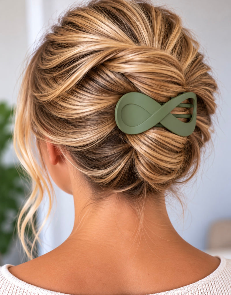Figure-8 Hair Clip