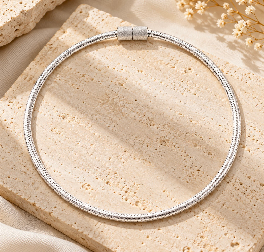 Zsiska Bliss Magnetic Closure Cord Necklace -  Silver