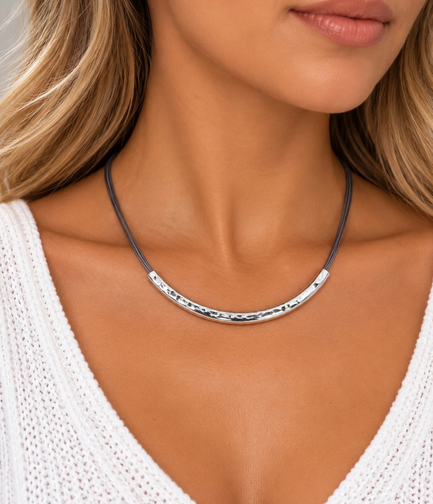 Metal Crescent Necklace