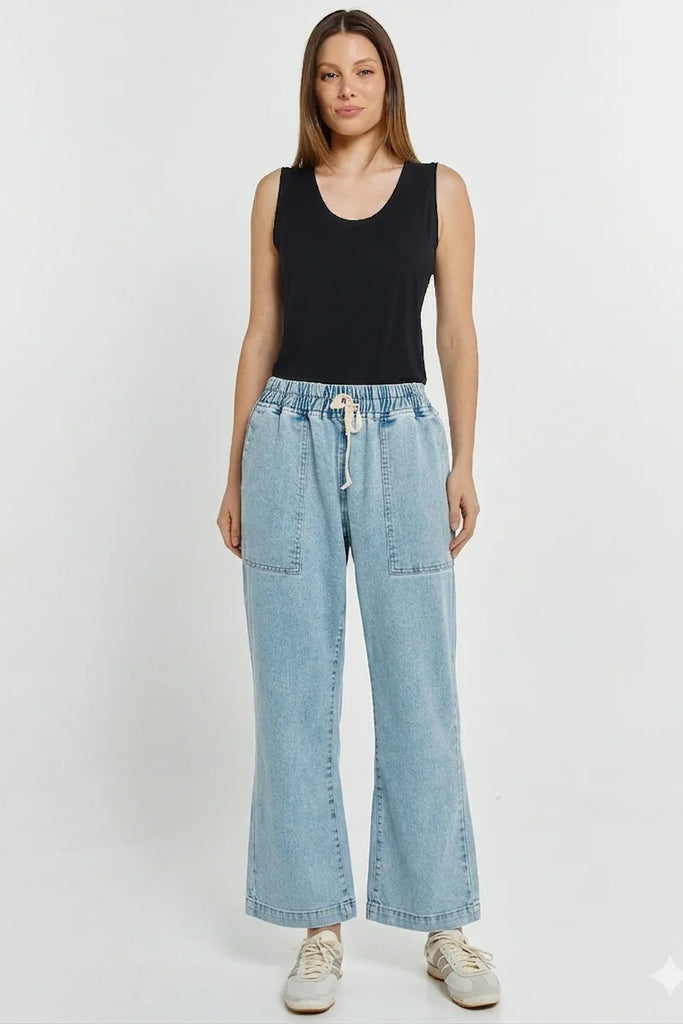Quinn Cotton Jogger By Betty Basics - Light Blue Wash