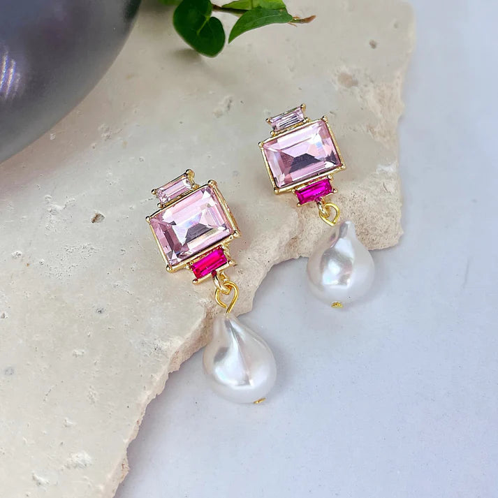 Carmen Pearl Earrings - Pink